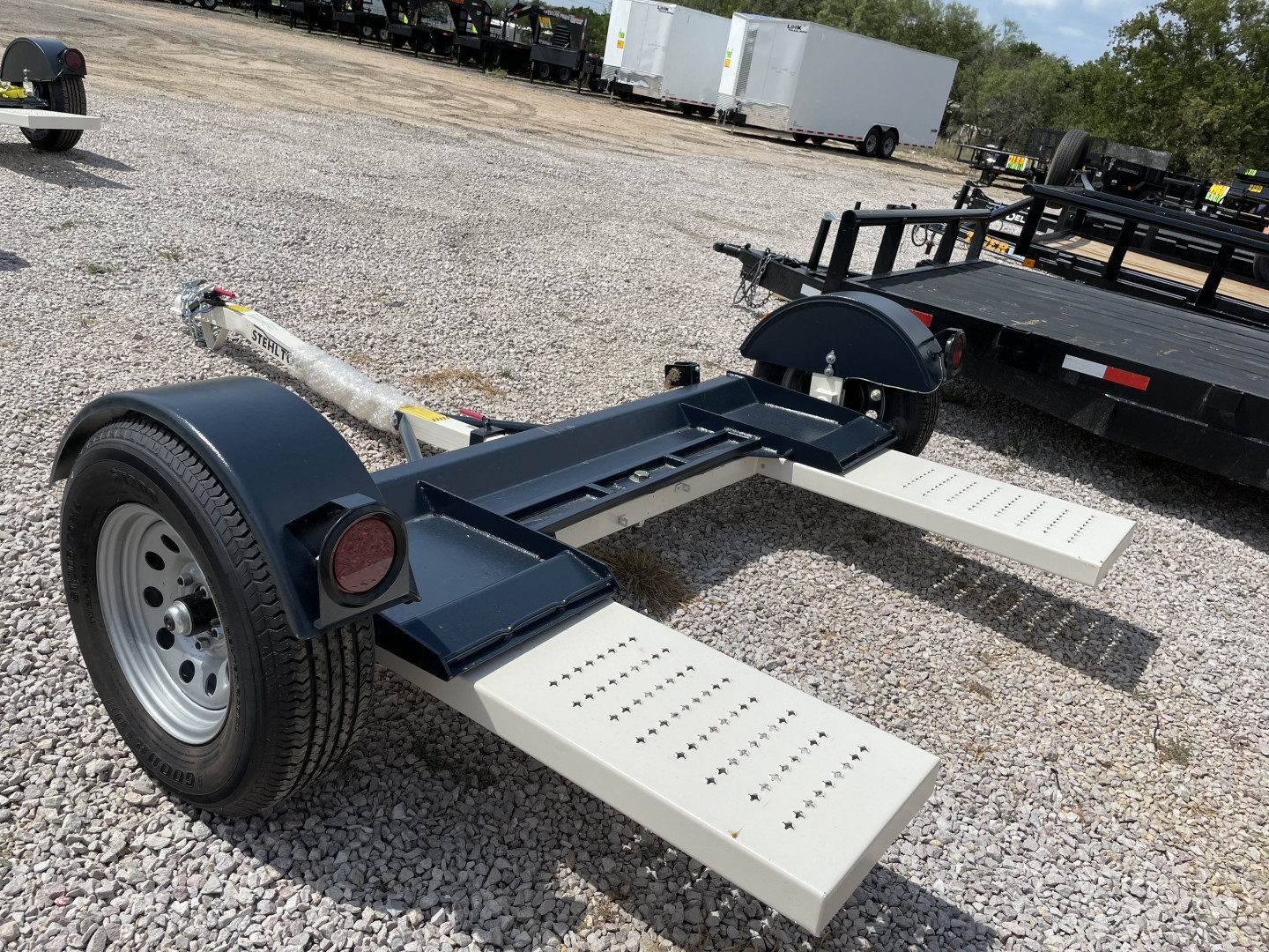New 2025 Stehl Tow - Tow Dolly - Rental