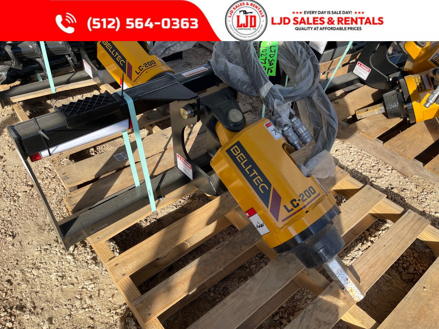 New Belltec - LC-200 Auger Drive - Skid Steer Attachment