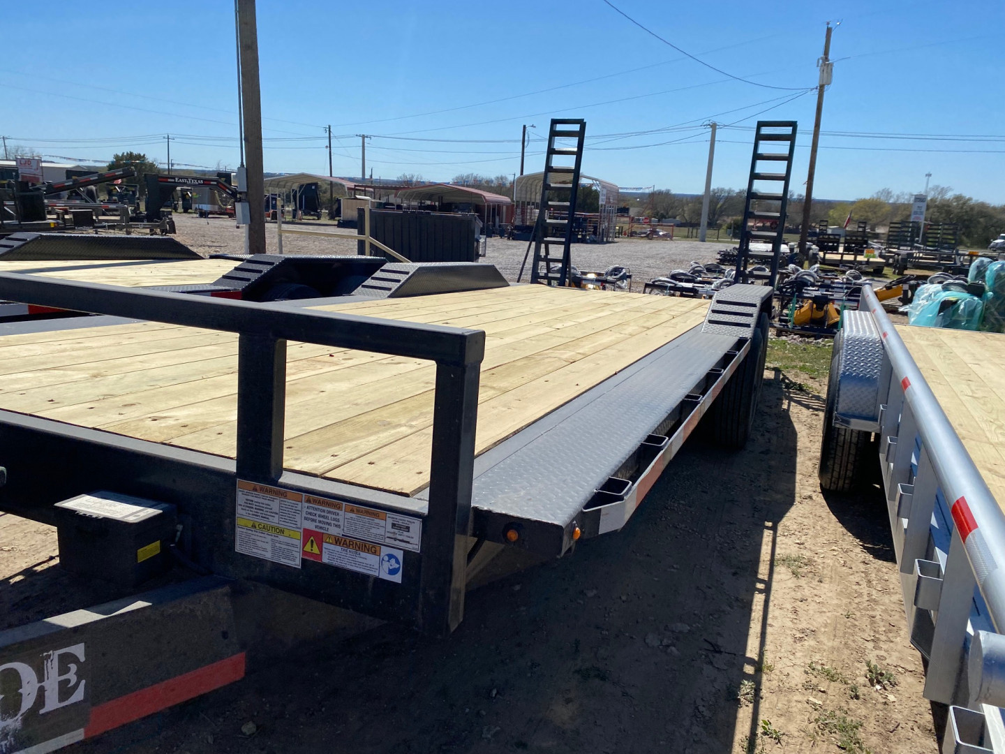 New 2025 Texas Pride - Drive Over Fender Trailer 22' -