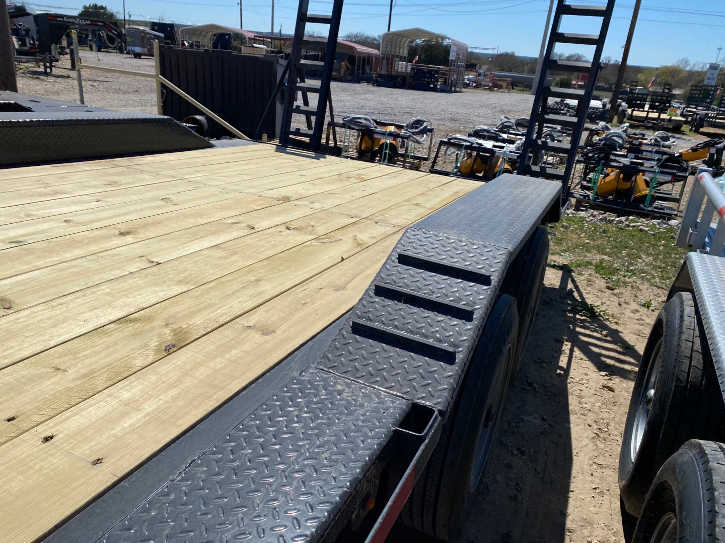 New 2025 Texas Pride - Drive Over Fender Trailer 22' -