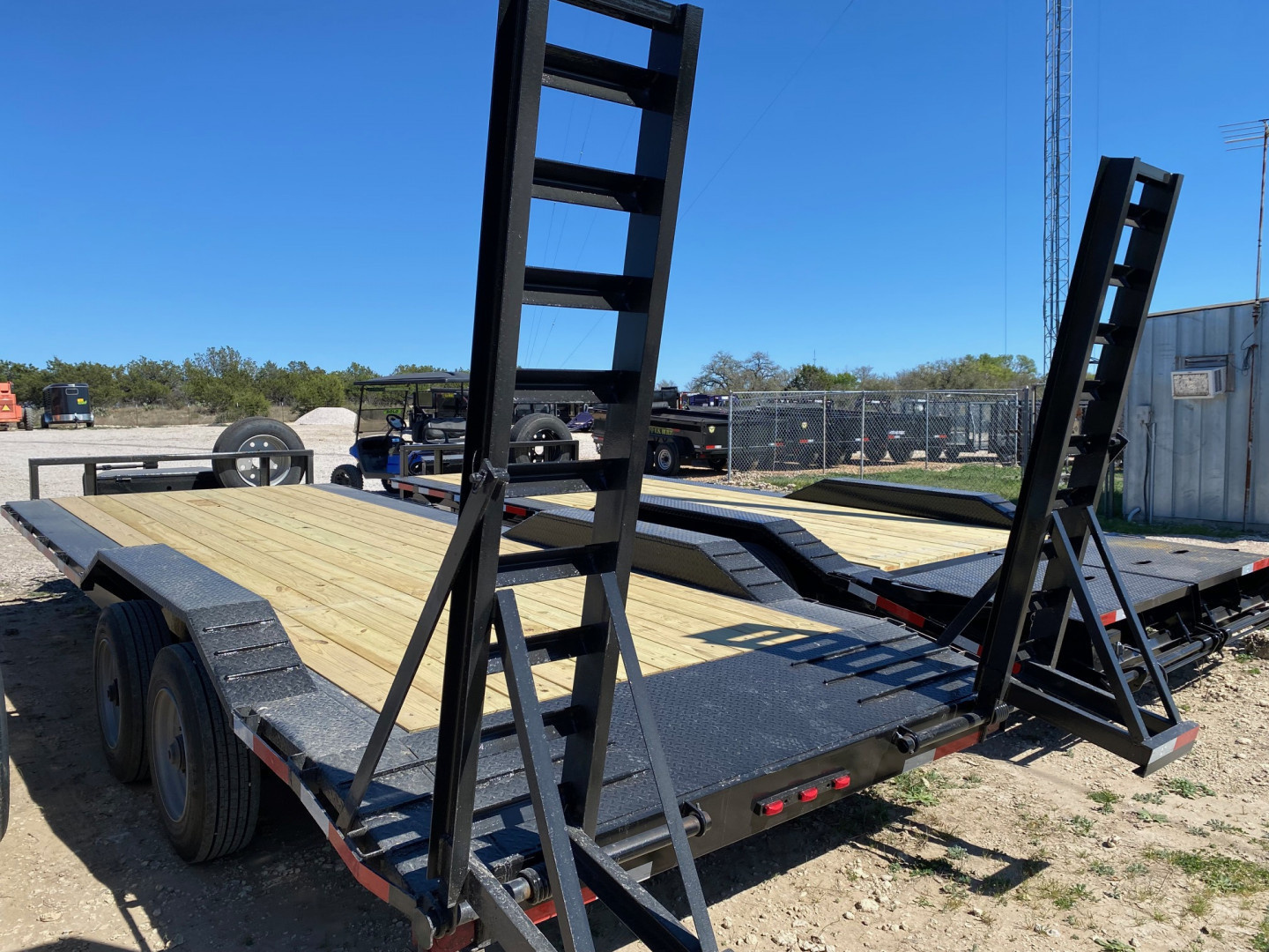 New 2025 Texas Pride - Drive Over Fender Trailer 22' -