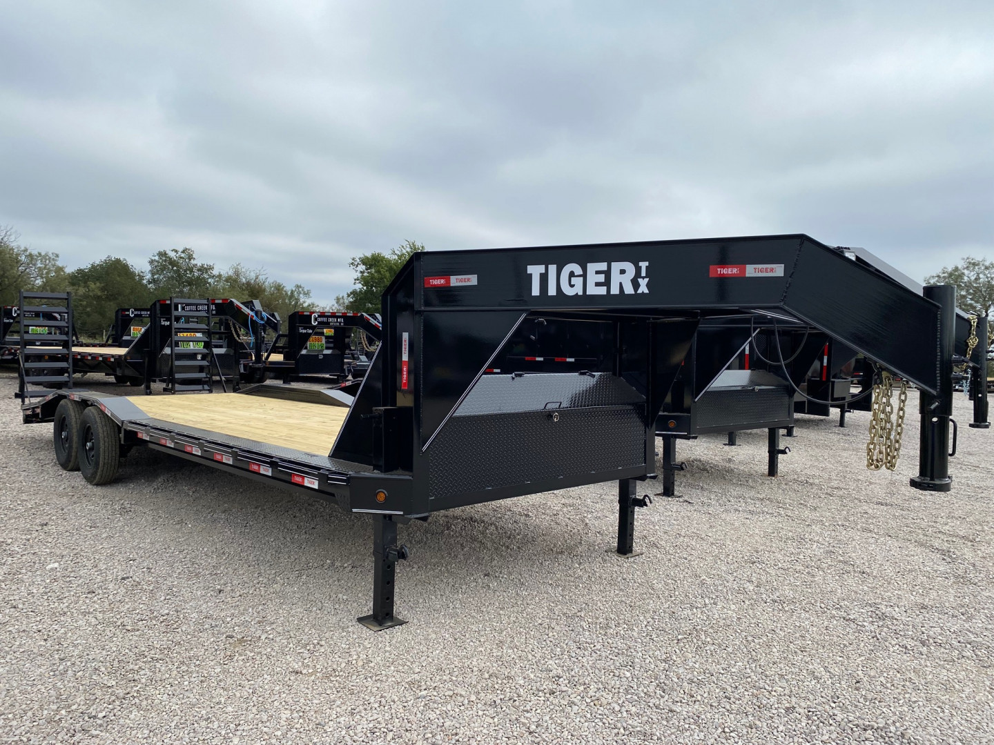New 2025 Tiger - Gooseneck Drive Over Fender Trailer 102" x 26'