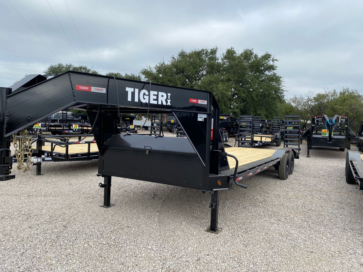 New 2025 Tiger - Gooseneck Drive Over Fender Trailer 102" x 26'