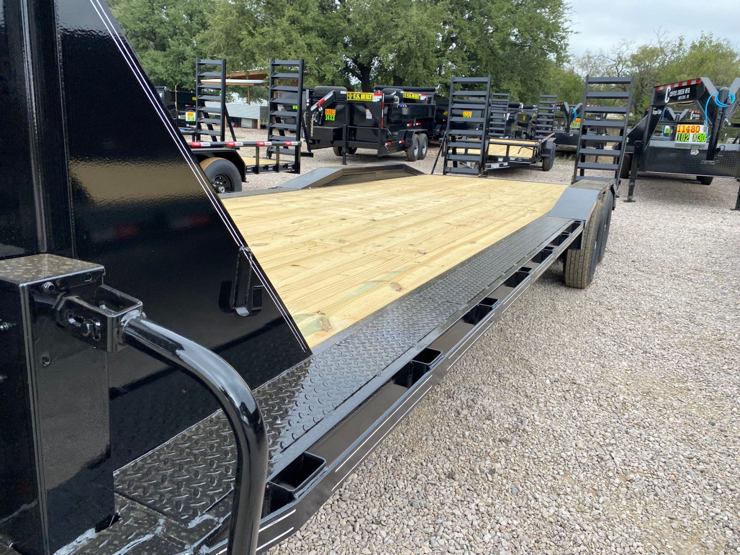 New 2025 Tiger - Gooseneck Drive Over Fender Trailer 102" x 26'