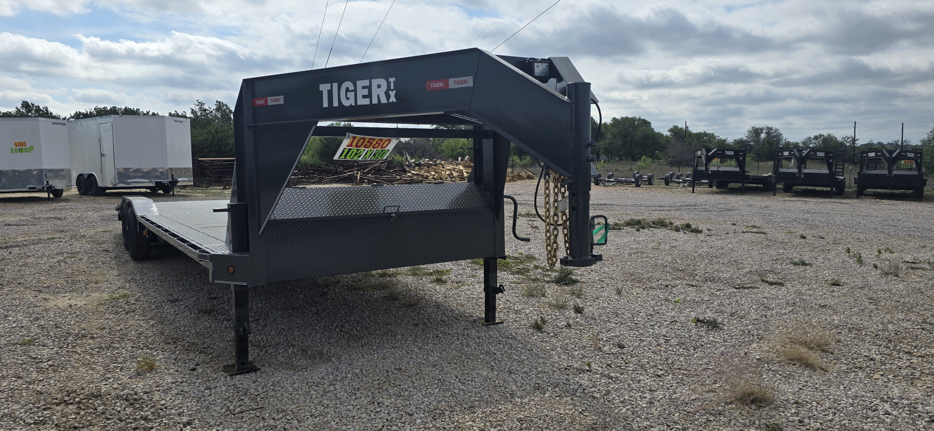 New 2025 Tiger Trailers - Gooseneck Drive Over Fender 102 x 30 Car Hauler
