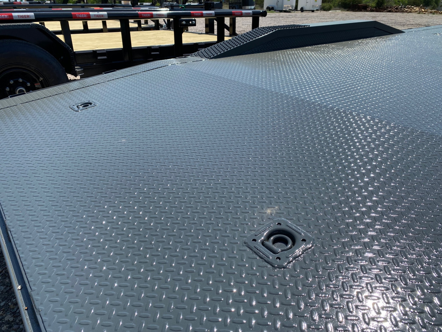 New 2025 Tiger Trailers - Gooseneck Drive Over Fender 102 x 30 Car Hauler