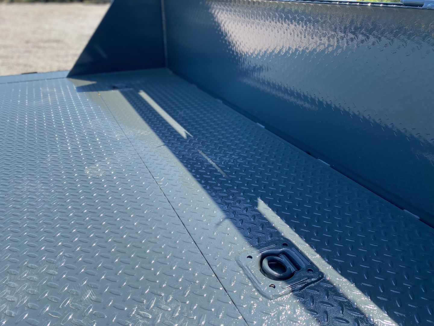 New 2025 Tiger Trailers - Gooseneck Drive Over Fender 102 x 30 Car Hauler
