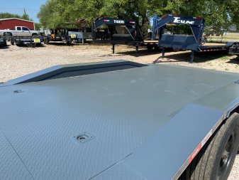 New 2025 Tiger Trailers - Gooseneck Drive Over Fender 102 x 30 Car Hauler