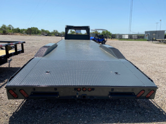 New 2025 Tiger Trailers - Gooseneck Drive Over Fender 102 x 30 Car Hauler