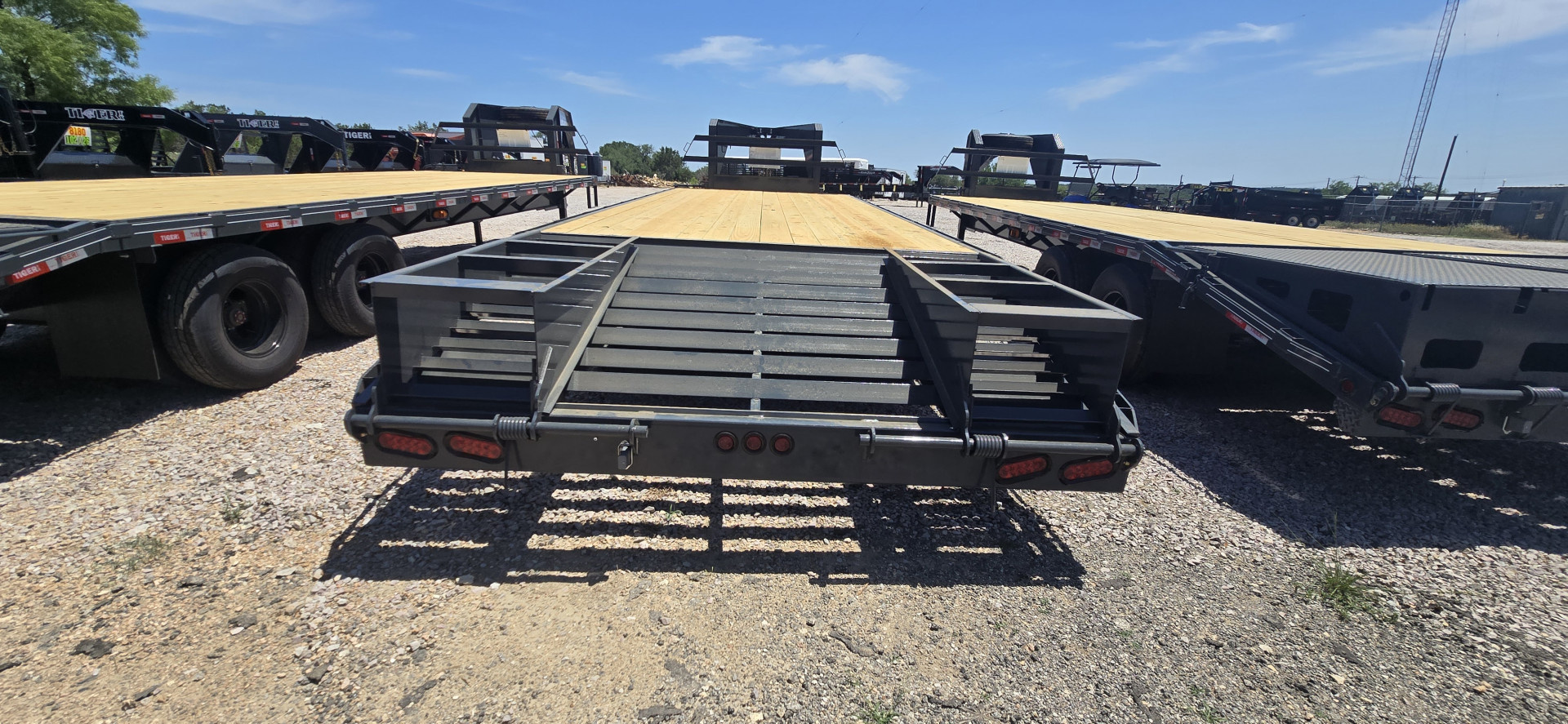 New 2025 Tiger - Gooseneck Flatbed Trailer 25'