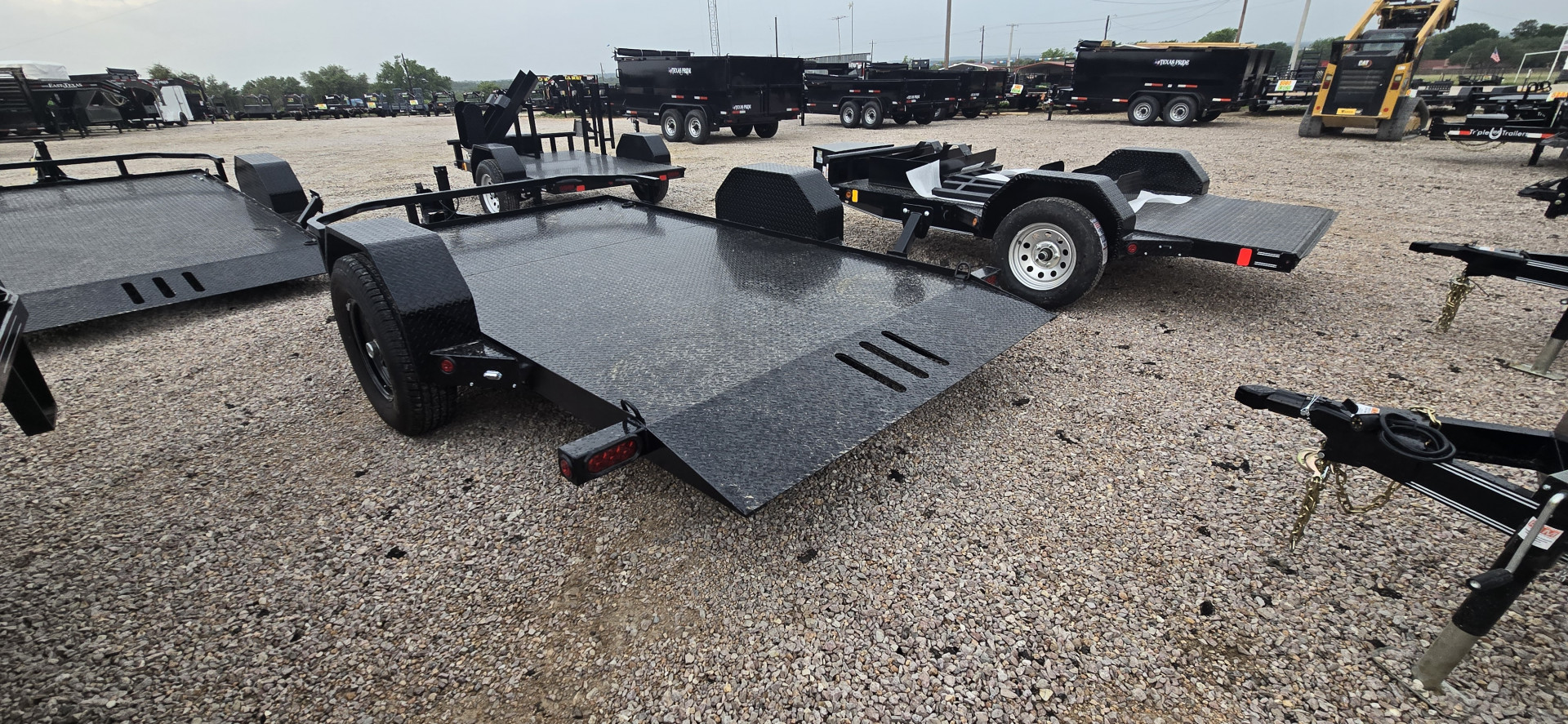 New 2026 East Texas Trailers Scissor Hauler Trailer - 80 X 12 - Tilt Trailer