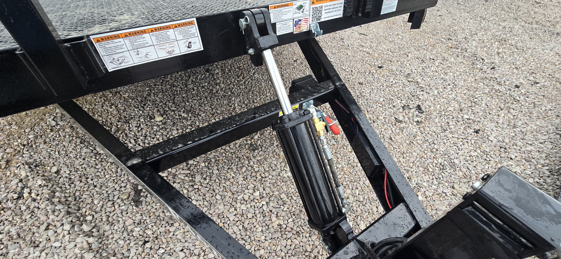 New 2026 East Texas Trailers Scissor Hauler Trailer - 80 X 12 - Tilt Trailer