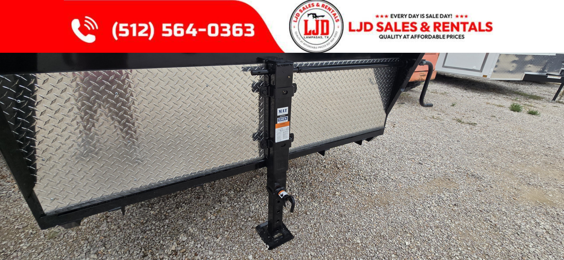 New 2025 Delco - Gooseneck Livestock Trailer- 6'8"X 20' - 14 Ply Tires