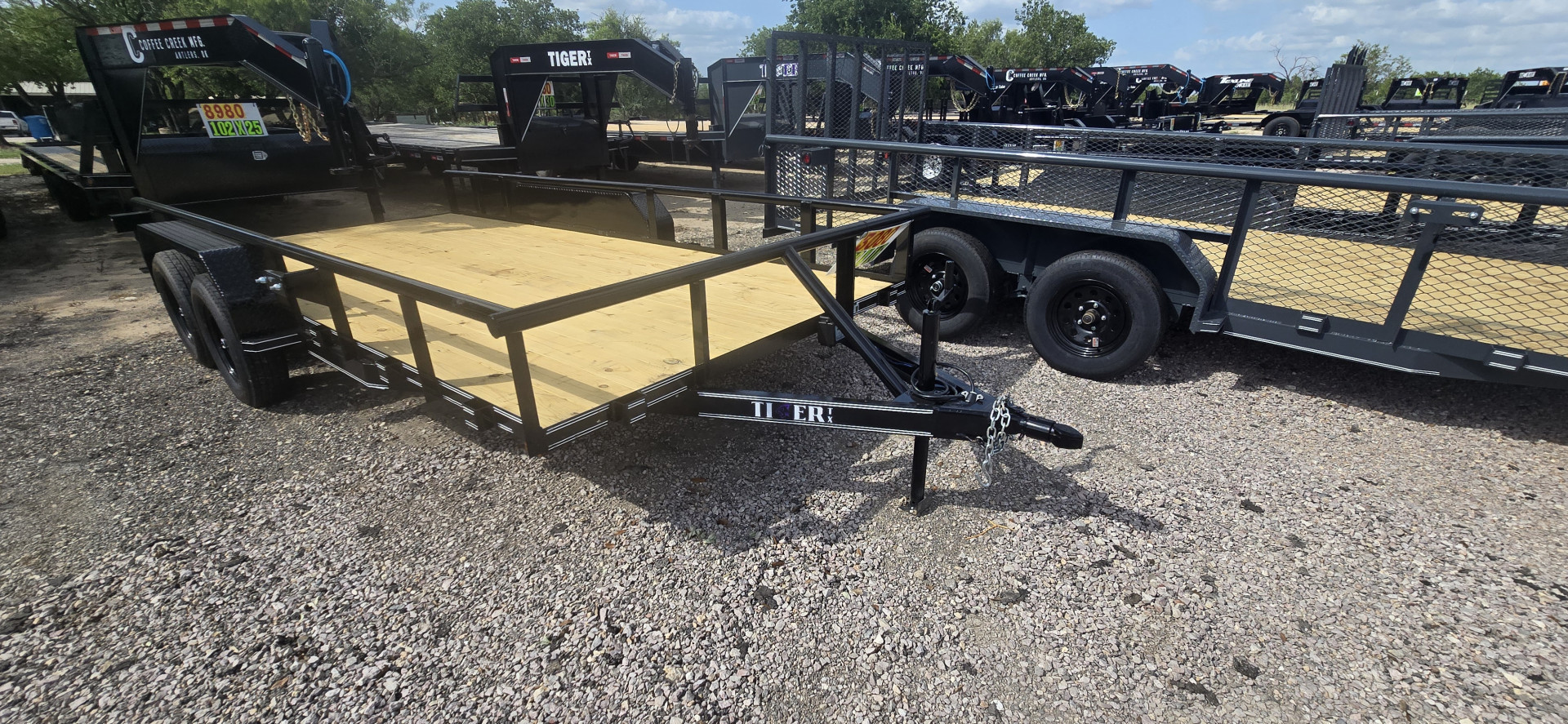 New 2025 Tiger - Utility Trailer 83x16 - Brakes