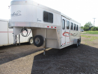 Used 2012 Cherokee 4 HORSE Horse Trailer