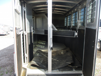 Used 2012 Cherokee 4 HORSE Horse Trailer