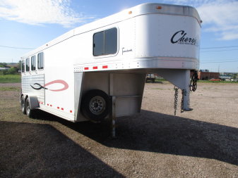 Used 2012 Cherokee 4 HORSE Horse Trailer