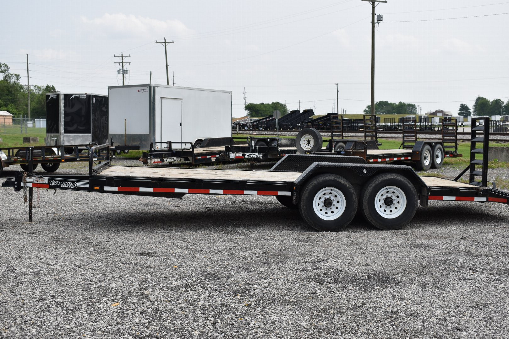 Used 2017 CornPro UT-20 H Equipment Trailer
