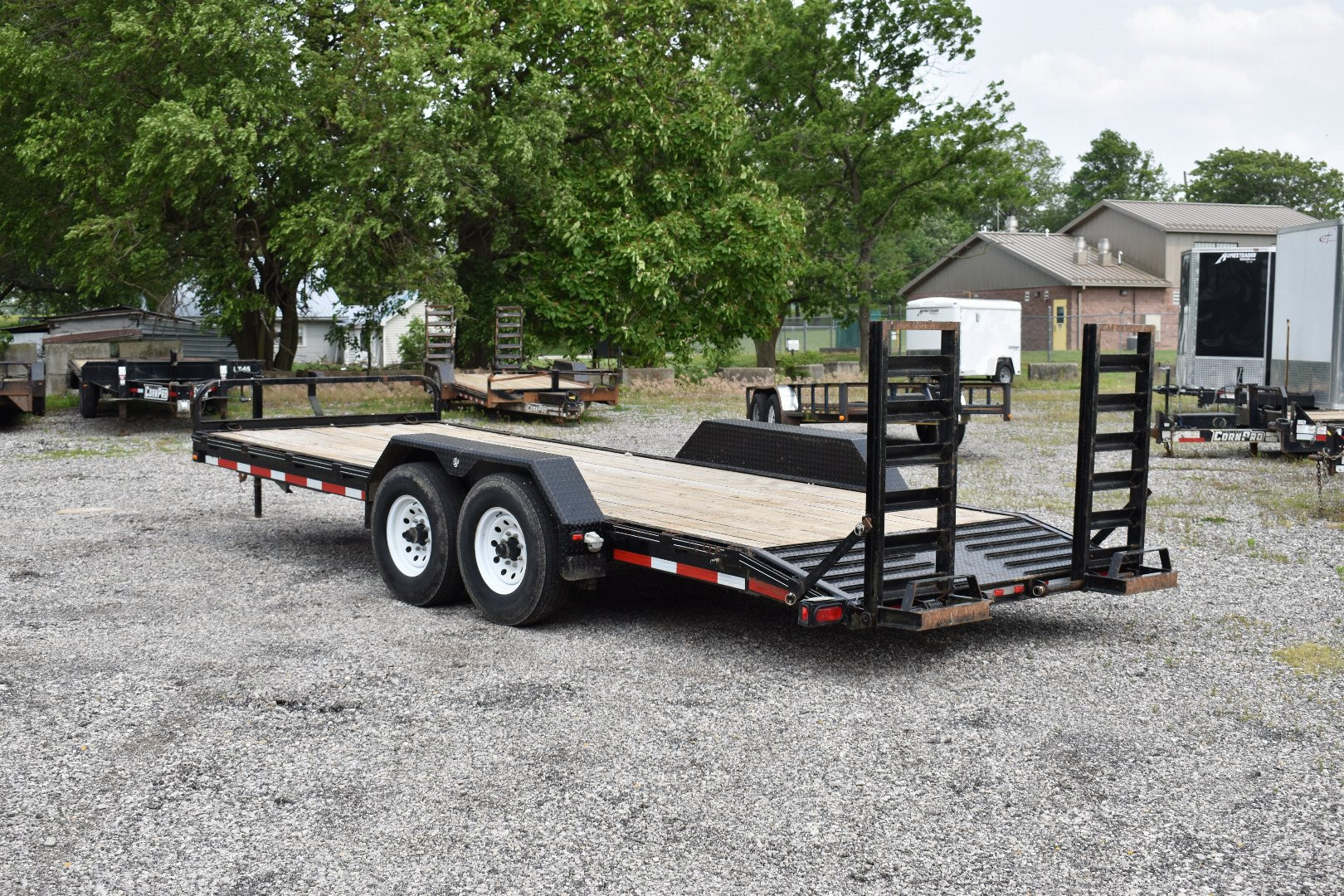 Used 2017 CornPro UT-20 H Equipment Trailer
