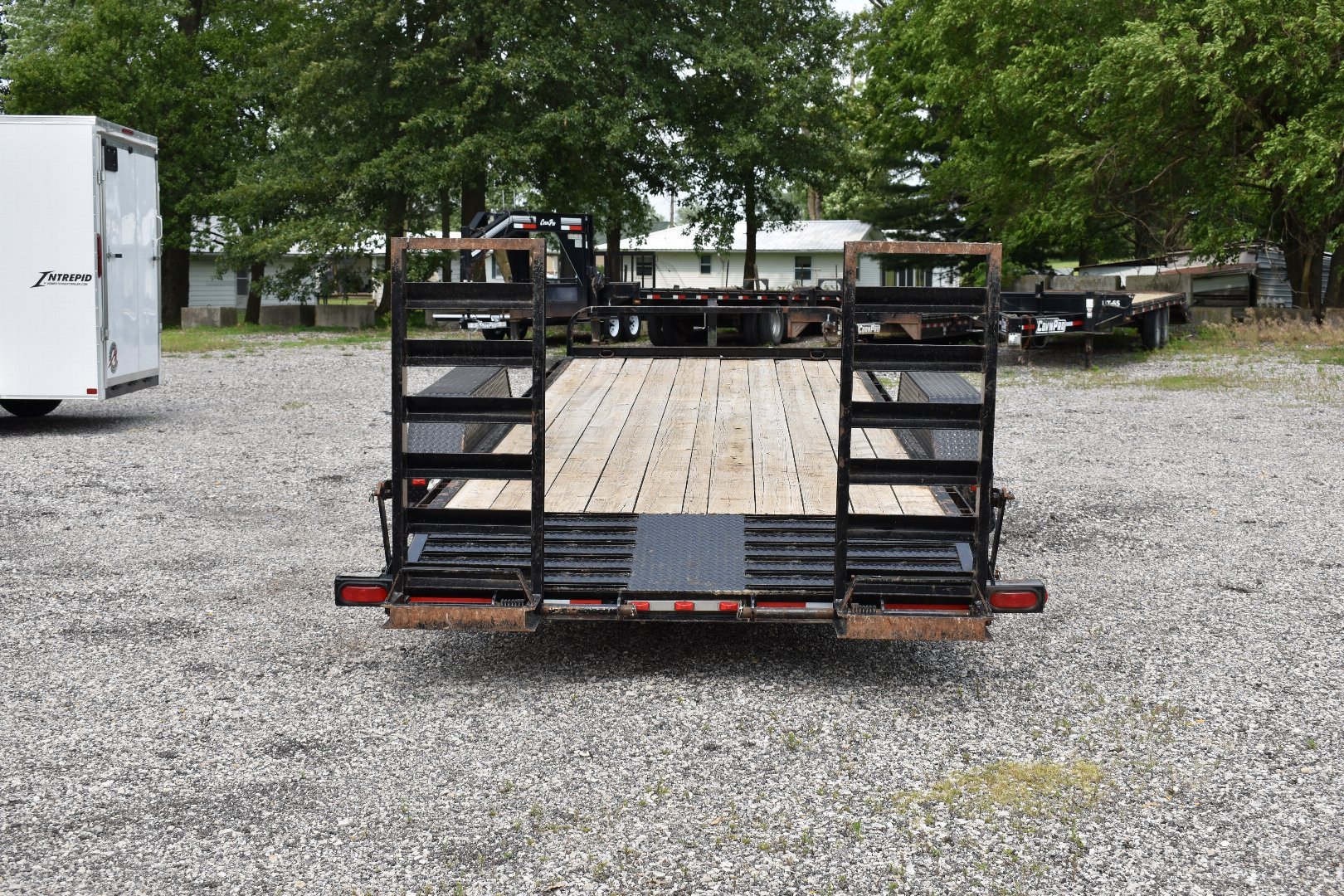 Used 2017 CornPro UT-20 H Equipment Trailer