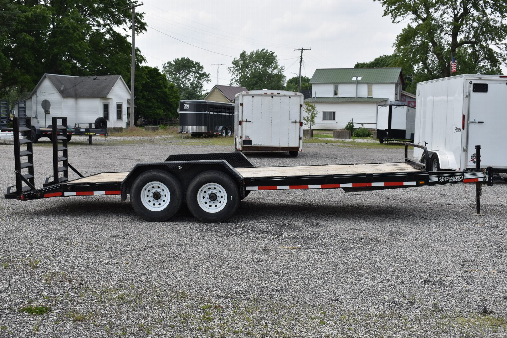 Used 2017 CornPro UT-20 H Equipment Trailer