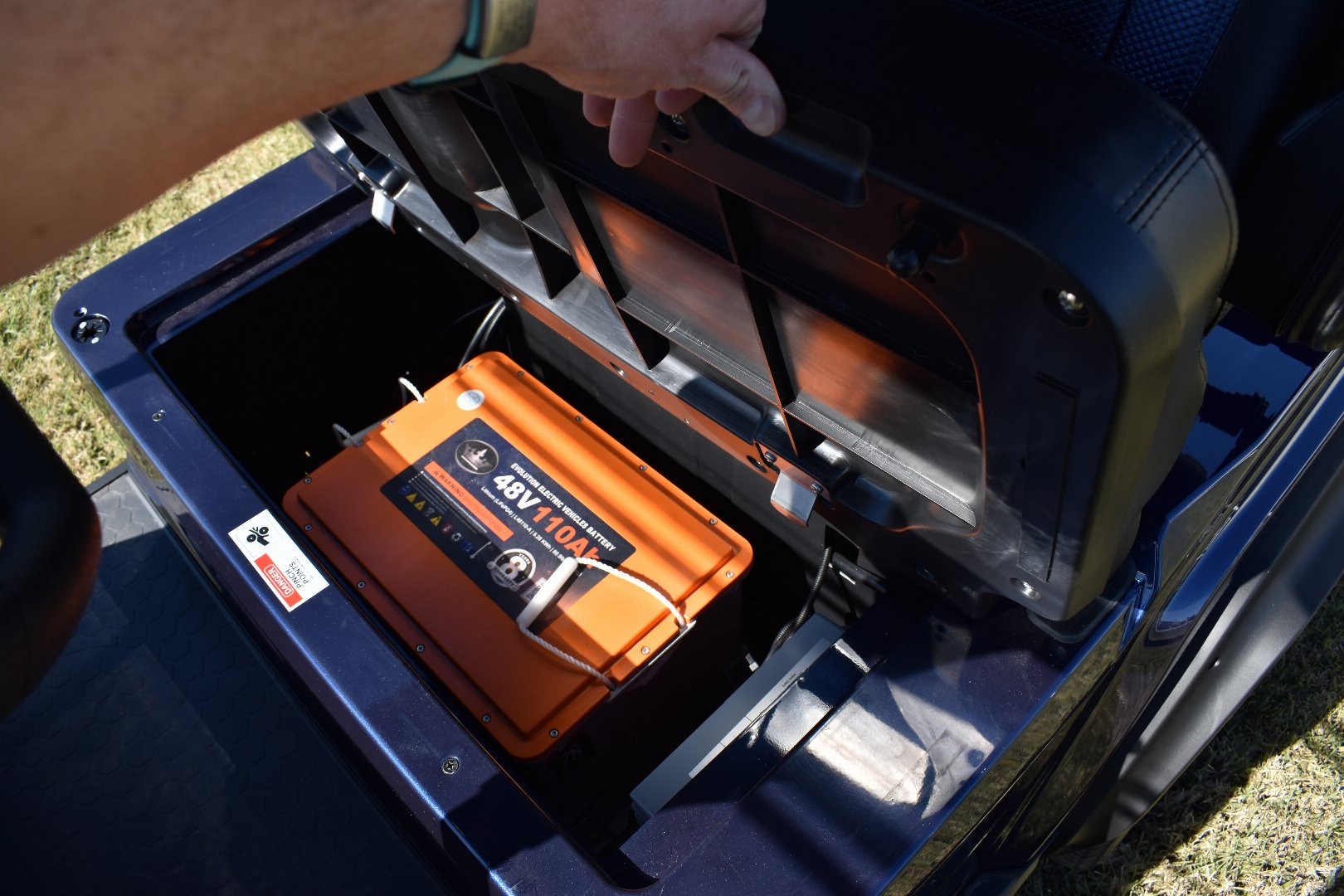 New 2025 Evolution Electric Vehicles D5 RANGER 2+2 Golf Cart