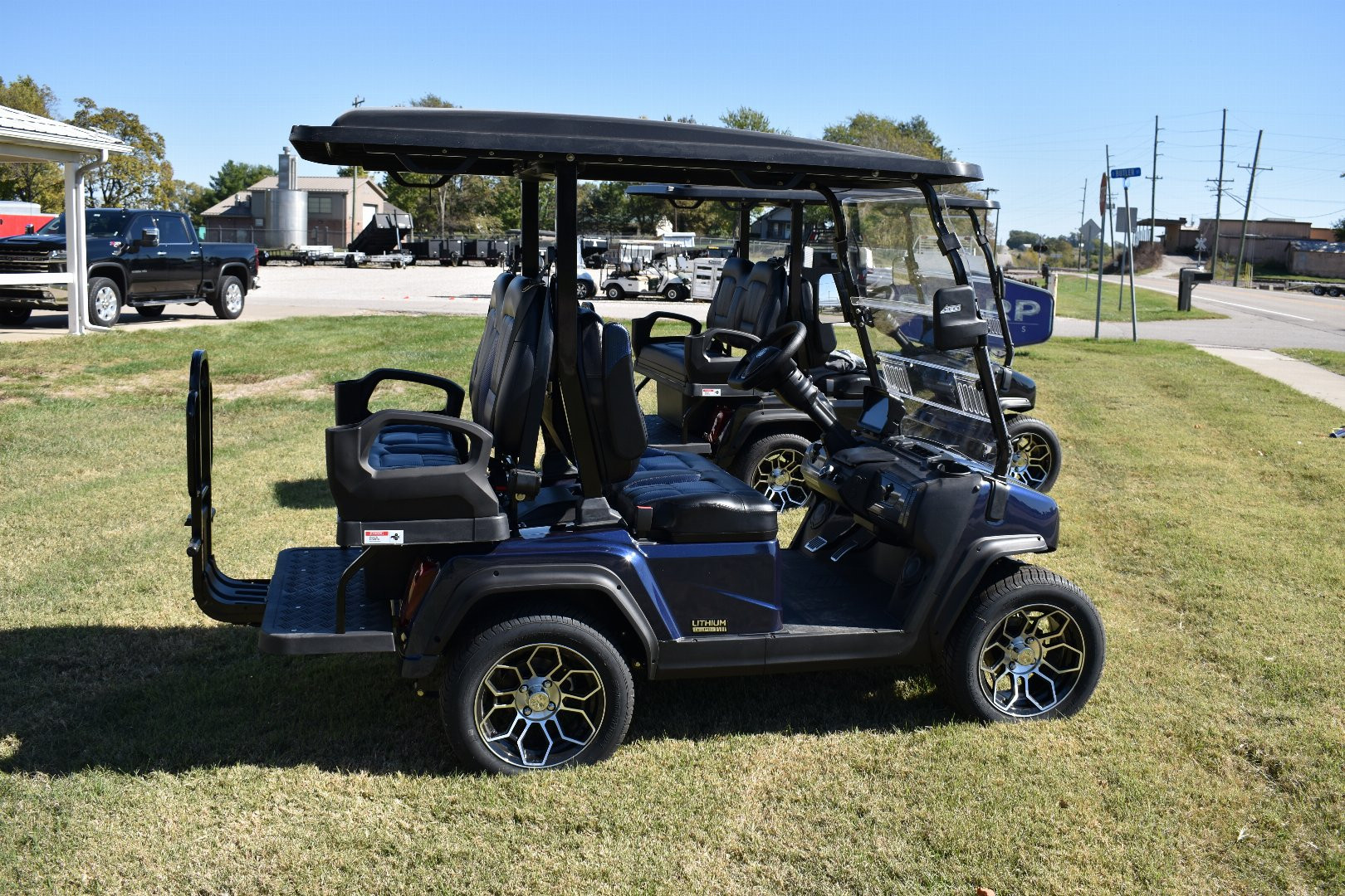New 2025 Evolution Electric Vehicles D5 RANGER 2+2 Golf Cart