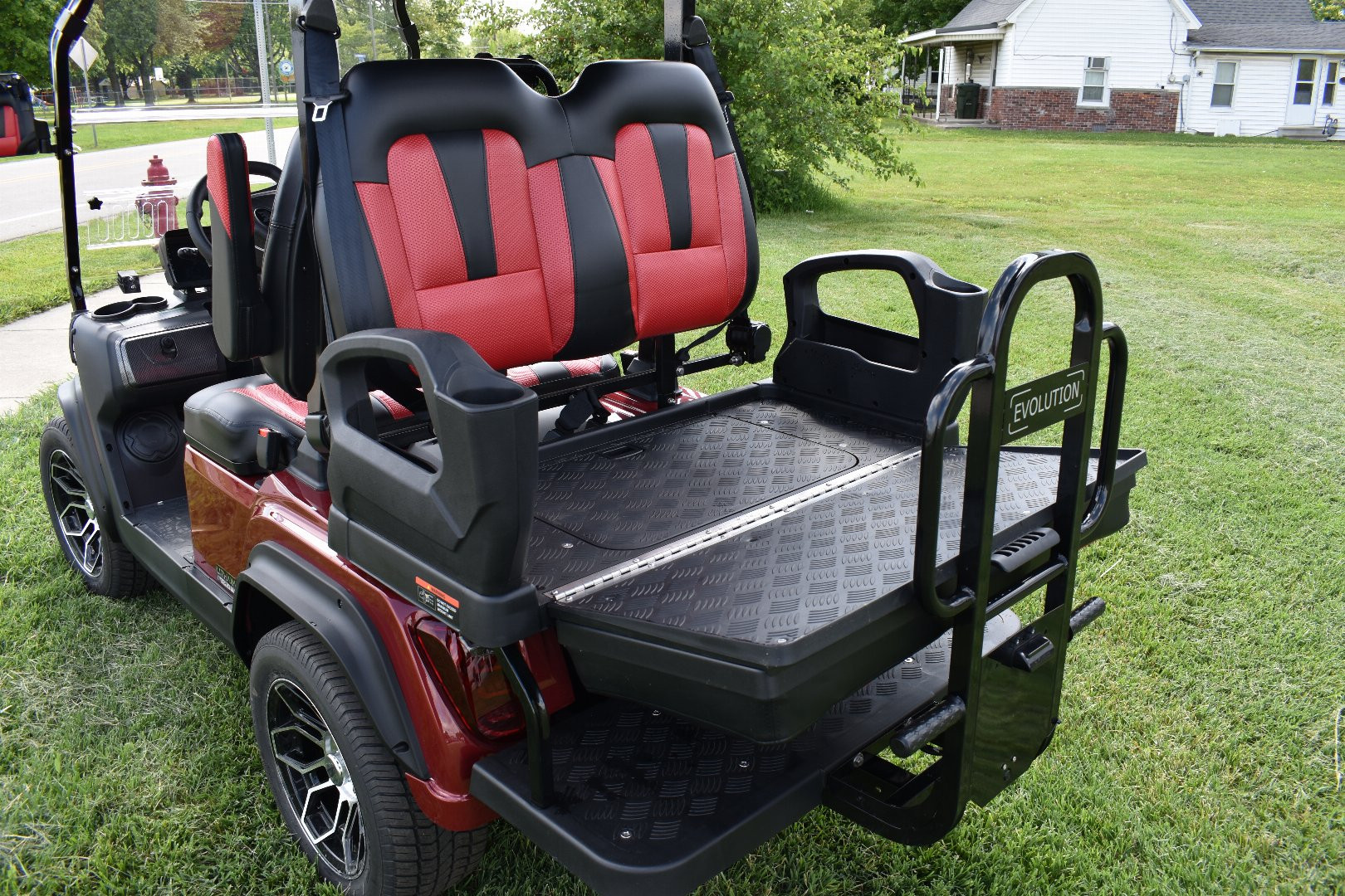 New 2025 Evolution Electric Vehicles D5 RANGER 2+2 Golf Cart