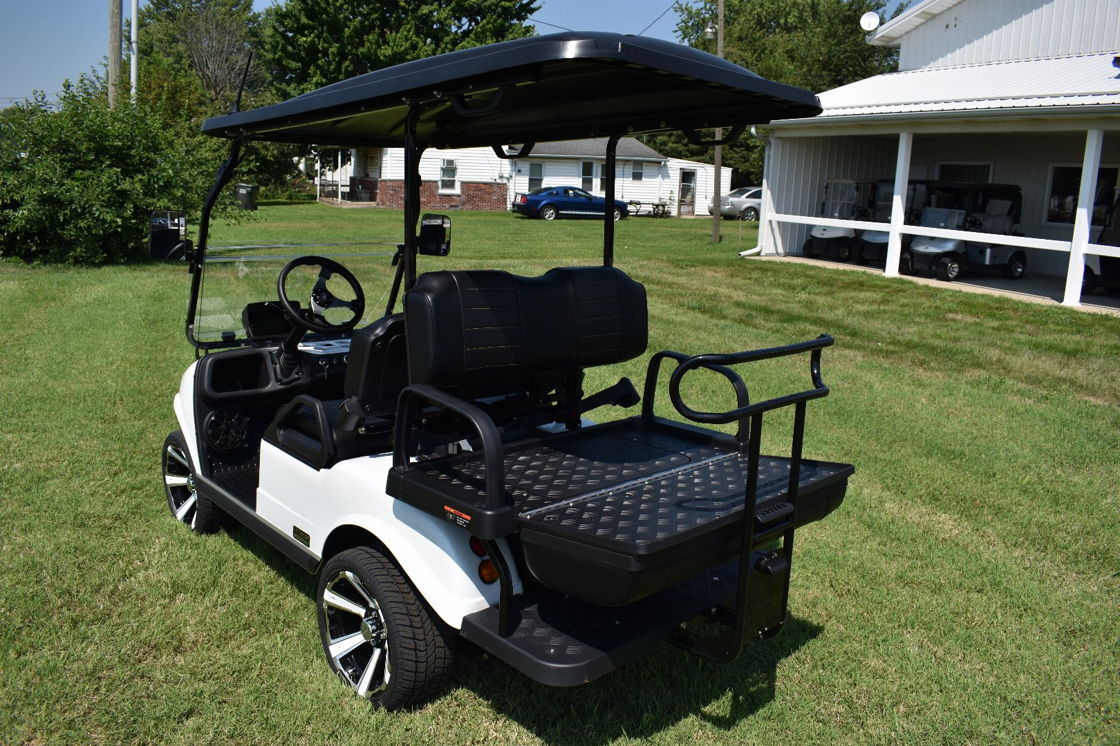 New 2025 Evolution Electric Vehicles Golf Cart