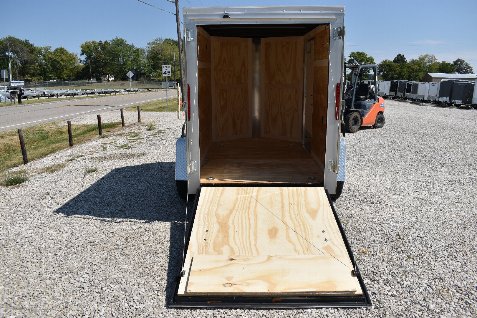 New 2025 HOMESTEADER TRAILER 508 IS RAMP PKG Cargo / Enclosed Trailer