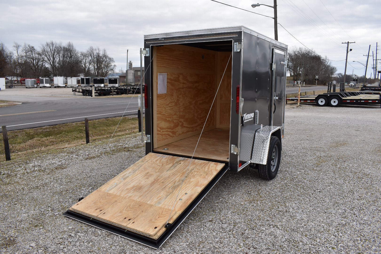 New 2025 HOMESTEADER TRAILER 508IS RAMP Cargo / Enclosed Trailer