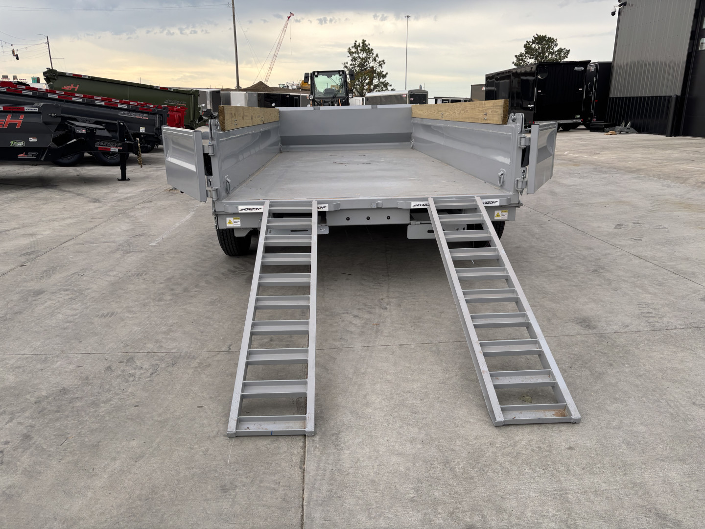 New 2025 Horizon Trailers EZ& 16ft Dump Trailer