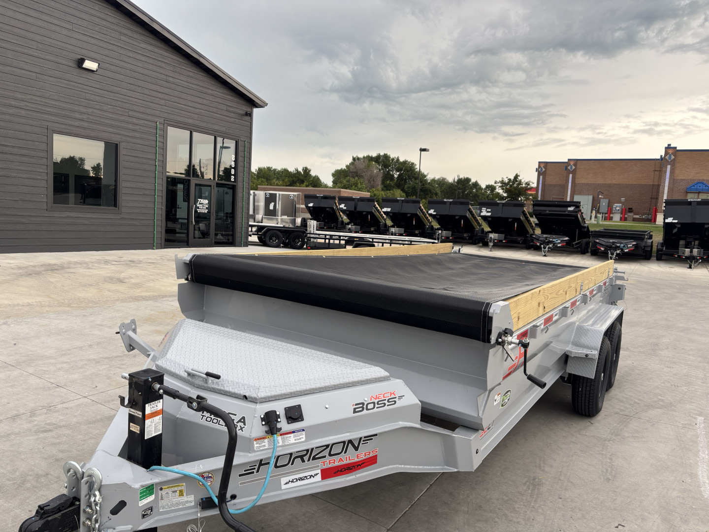 New 2025 Horizon Trailers EZ& 16ft Dump Trailer