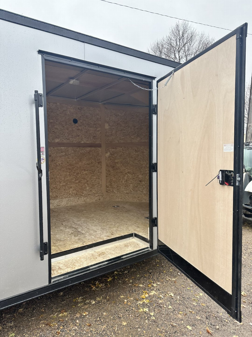 New 2025 STEALTH TRAILERS 8.5x22 Cobra Aluminum Enclosed Cargo / Enclosed Trailer