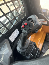 New 2024 Hyundai HS 120V Skid Loader Skid Steers