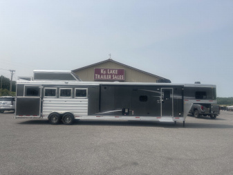 New 2025 Merhow Trailers 8416-A RWS Horse Trailer