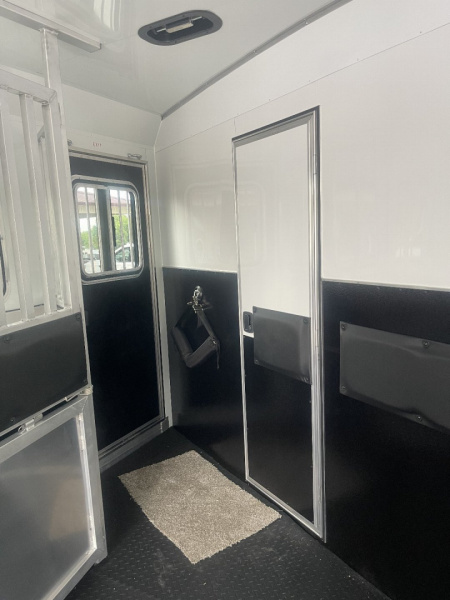 New 2025 BISON TRAILERS SV8313B.S.R. SLIDE