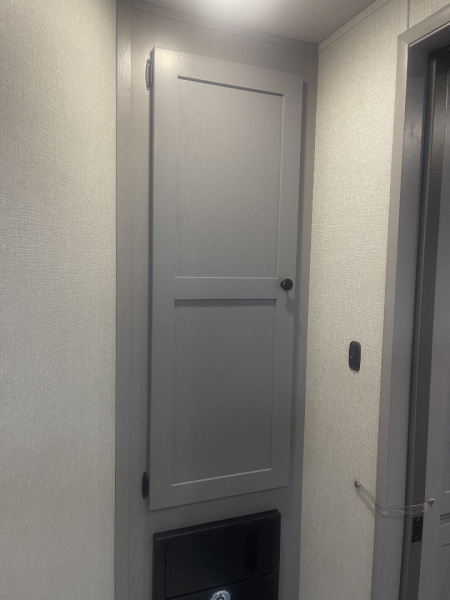 New 2025 BISON TRAILERS SV8313B.S.R. SLIDE