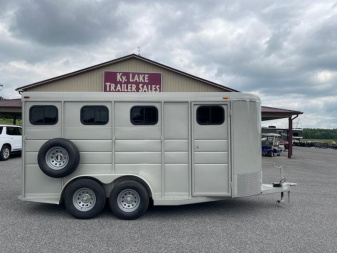 New 2025 CALICO TRAILERS 3H BP Horse Trailer