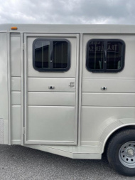 New 2025 CALICO TRAILERS 3H BP Horse Trailer