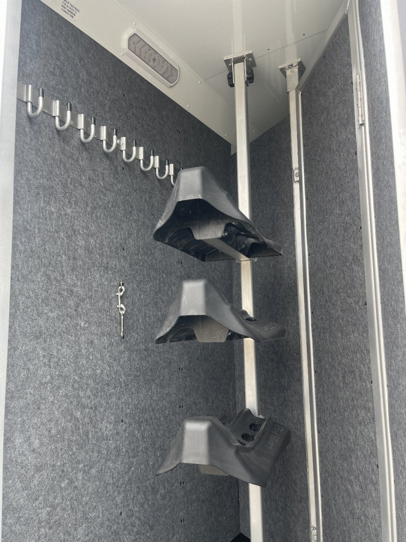 New 2025 Merhow Trailers 8414-B RWS Horse Trailer