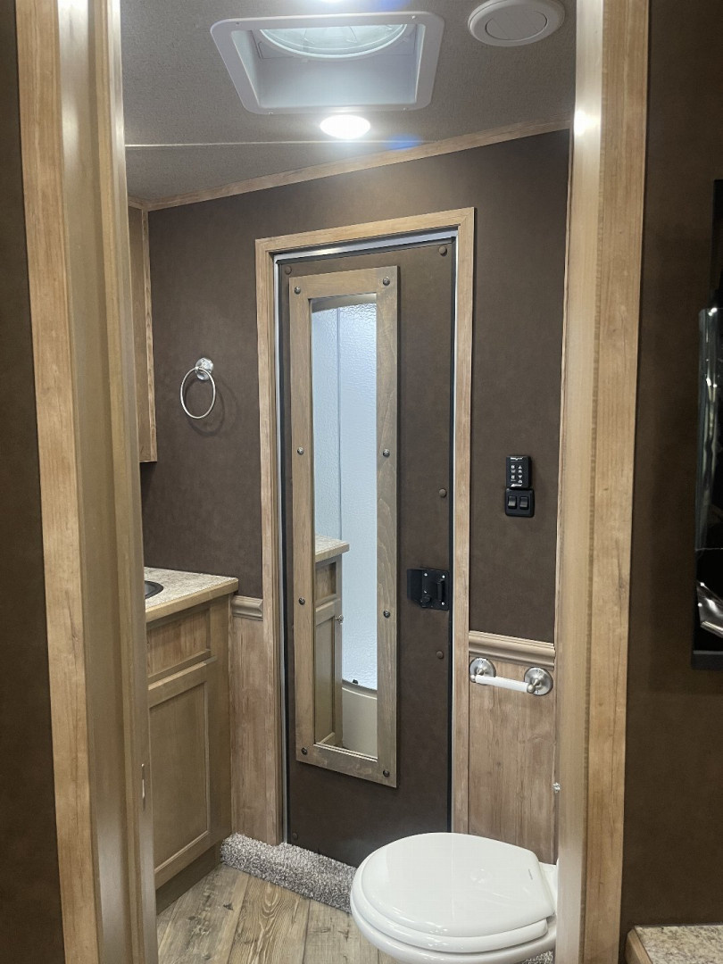 New 2025 Merhow Trailers 8414-B RWS Horse Trailer