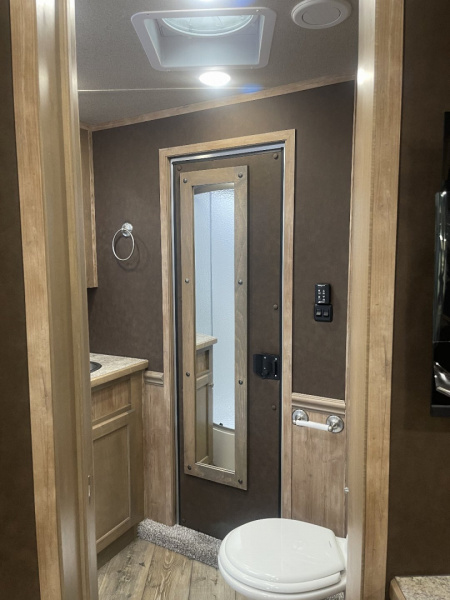 New 2025 Merhow Trailers 8414-B RWS Horse Trailer