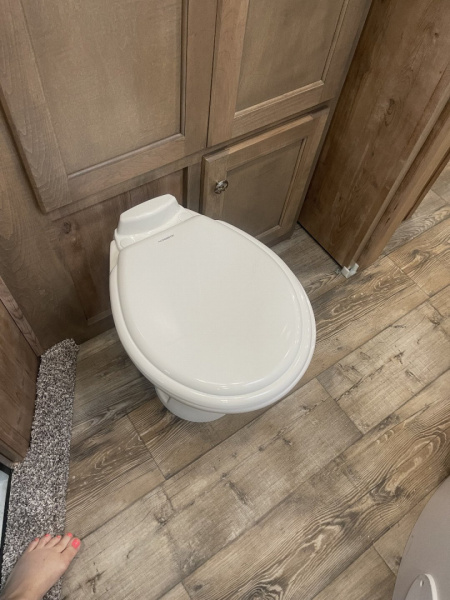 New 2025 Merhow Trailers 8414-B RWS Horse Trailer