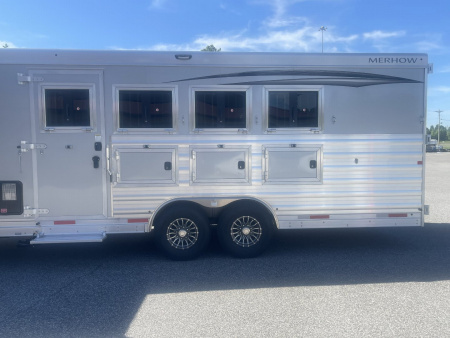 New 2025 Merhow Trailers 8414-B RWS Horse Trailer