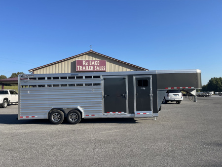 New 2025 Cimarron Trailers Lonestar GN Livestock Trailer