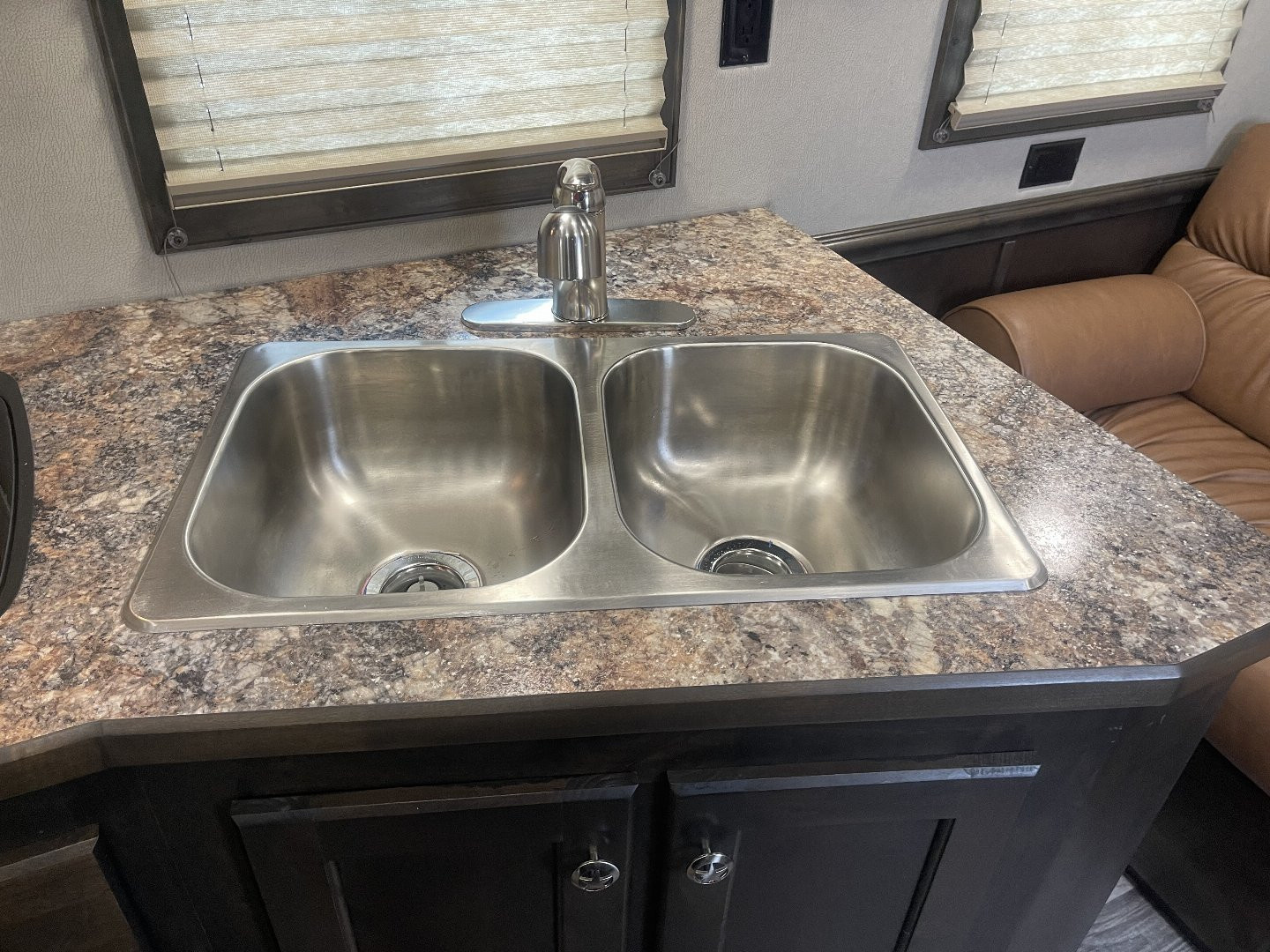 New 2025 Merhow Trailers 8010 RWS- STOCK COMBO Stock / Stock Combo Trailer