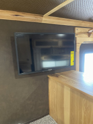 Used 2025 Merhow Trailers 7309 RK-S Horse Trailer