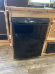 Used 2025 Merhow Trailers 7309 RK-S Horse Trailer