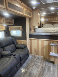 Used 2025 Merhow Trailers 7309 RK-S Horse Trailer